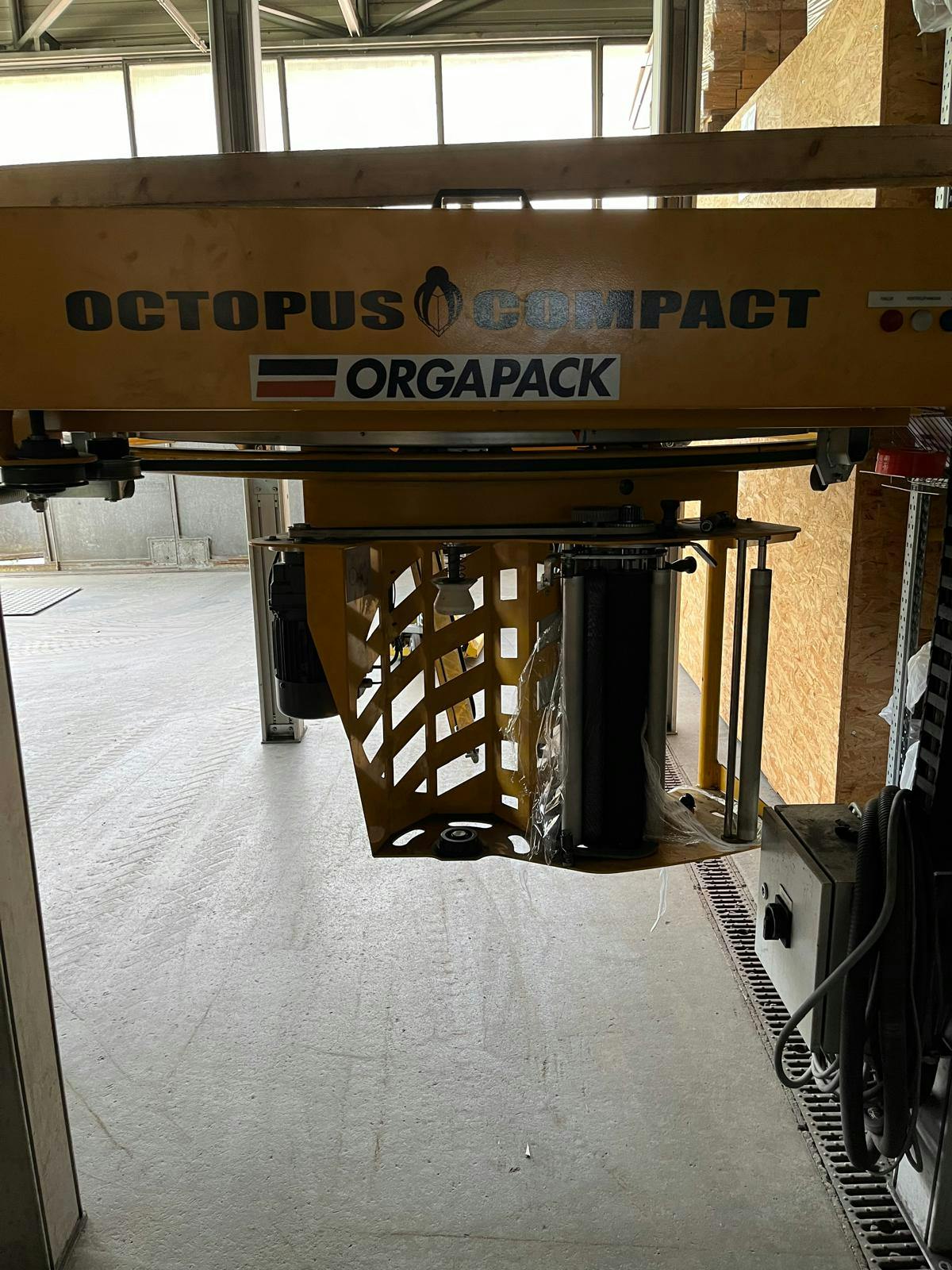 Rückansicht von Octopus COMPACT